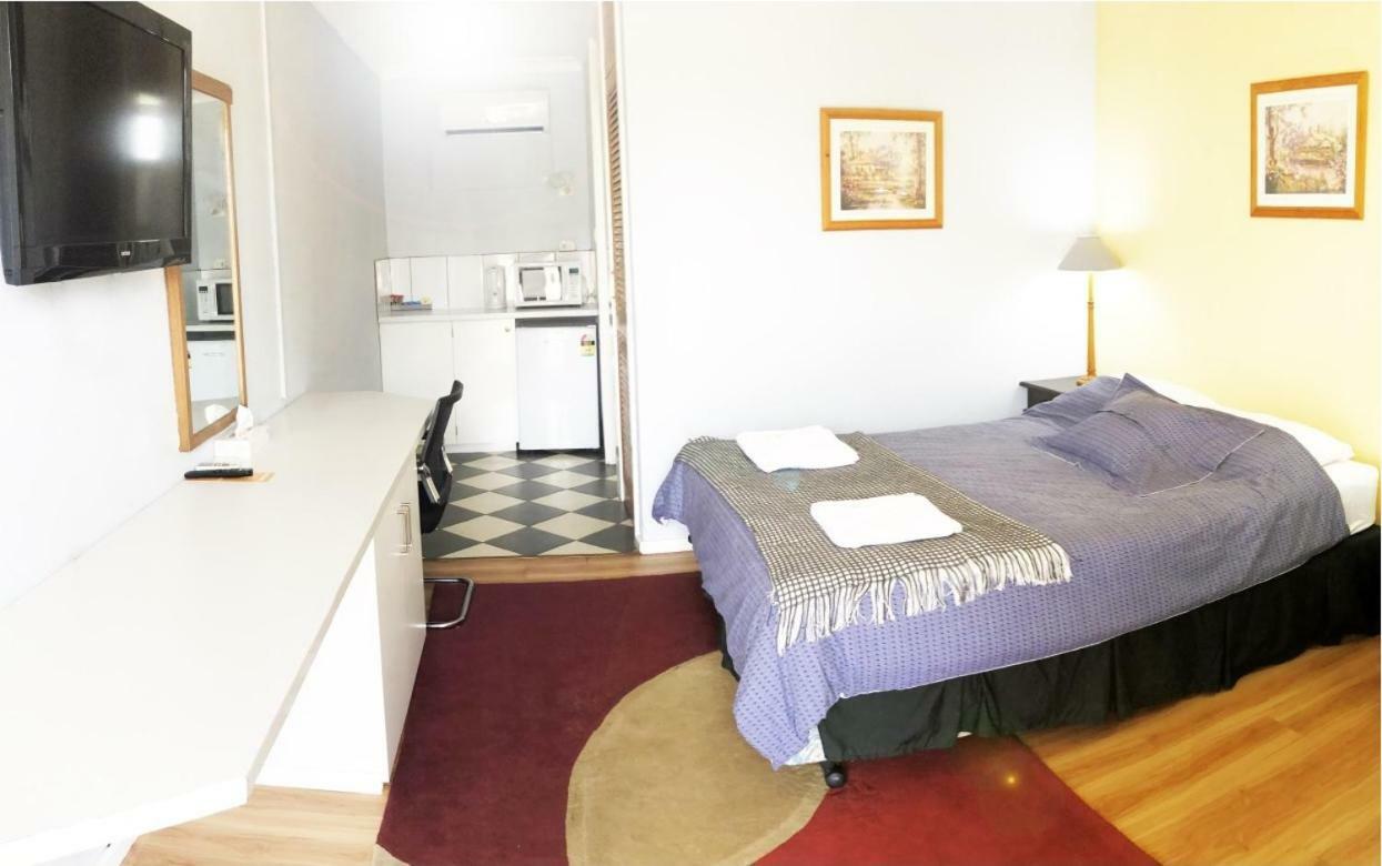 Merredin Olympic Motel Bagian luar foto